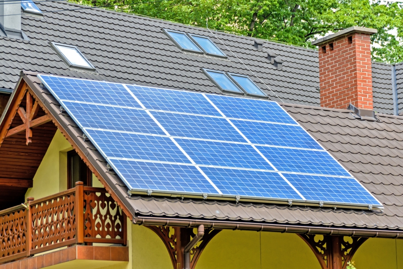 chauffagiste-REVEST LES ROCHES-min_solar-panels-1477987